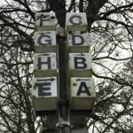 Auf dem Klinikgelände gibt es Buchstaben