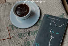 Americano im Café