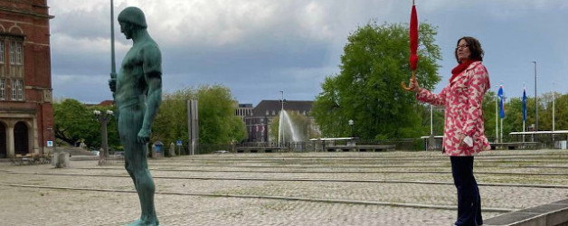 Kunstspaziergang (2) oder Kunst rund um den Kieler Rathausplatz und den Hiroshimapark