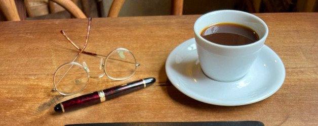 Trust the process oder wie regelmäßige Cafébesuche mich beim Krimischreiben unterstützen