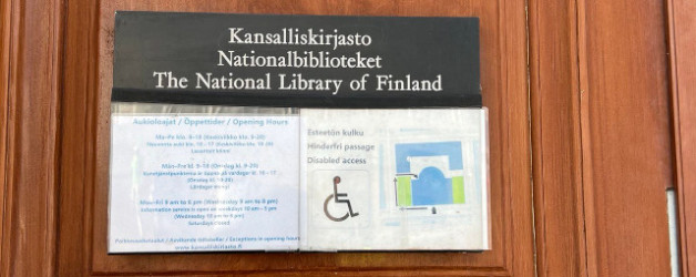 Schilder lesen, fernsehen, Bücher kaufen und drei Wörter sprechen: mein Finnisch in Helsinki