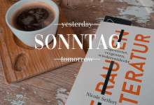 Lesen im Café
